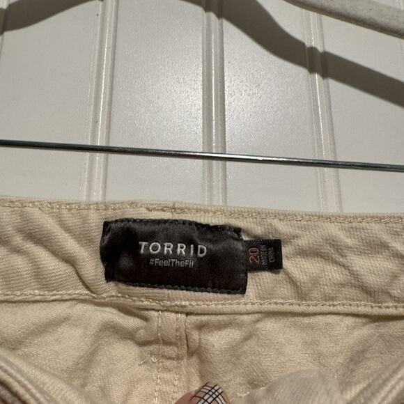Torrid Beige Classic Denim High Rise Shorts Plus Size 20 - Picture 4 of 6